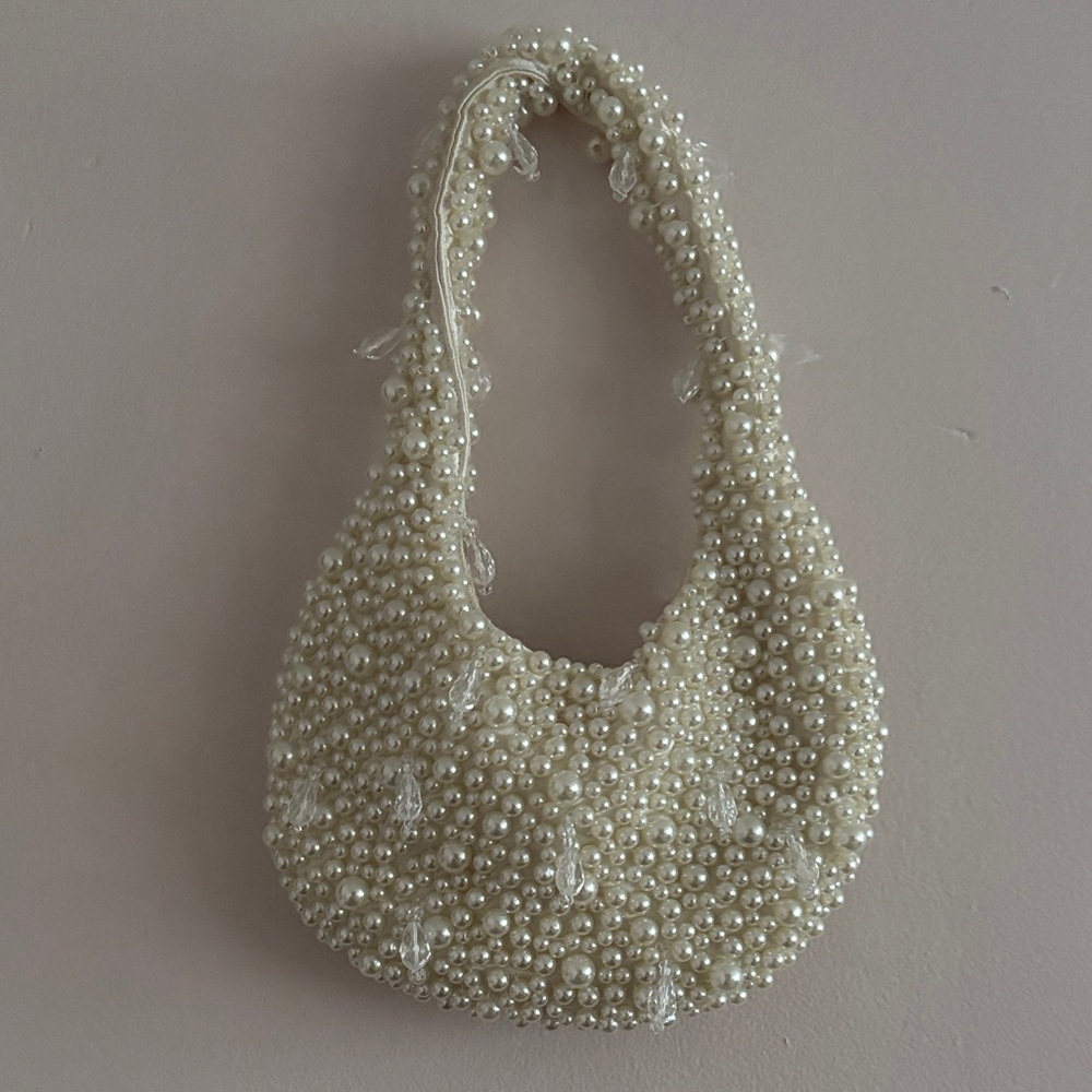 Elegant Cream Beaded Women's Bag